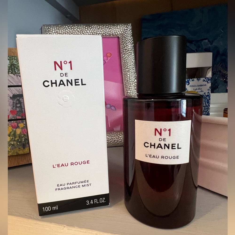 No 1 Perfume. Like New
